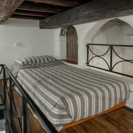 Home Domus Capocci - Rione Monti-2